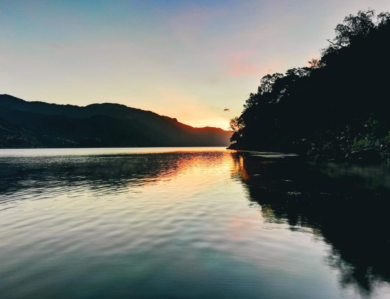Eco Hotel Uxlabil Atitlan Сан-Хуан-Ла-Лагуна Екстер'єр фото