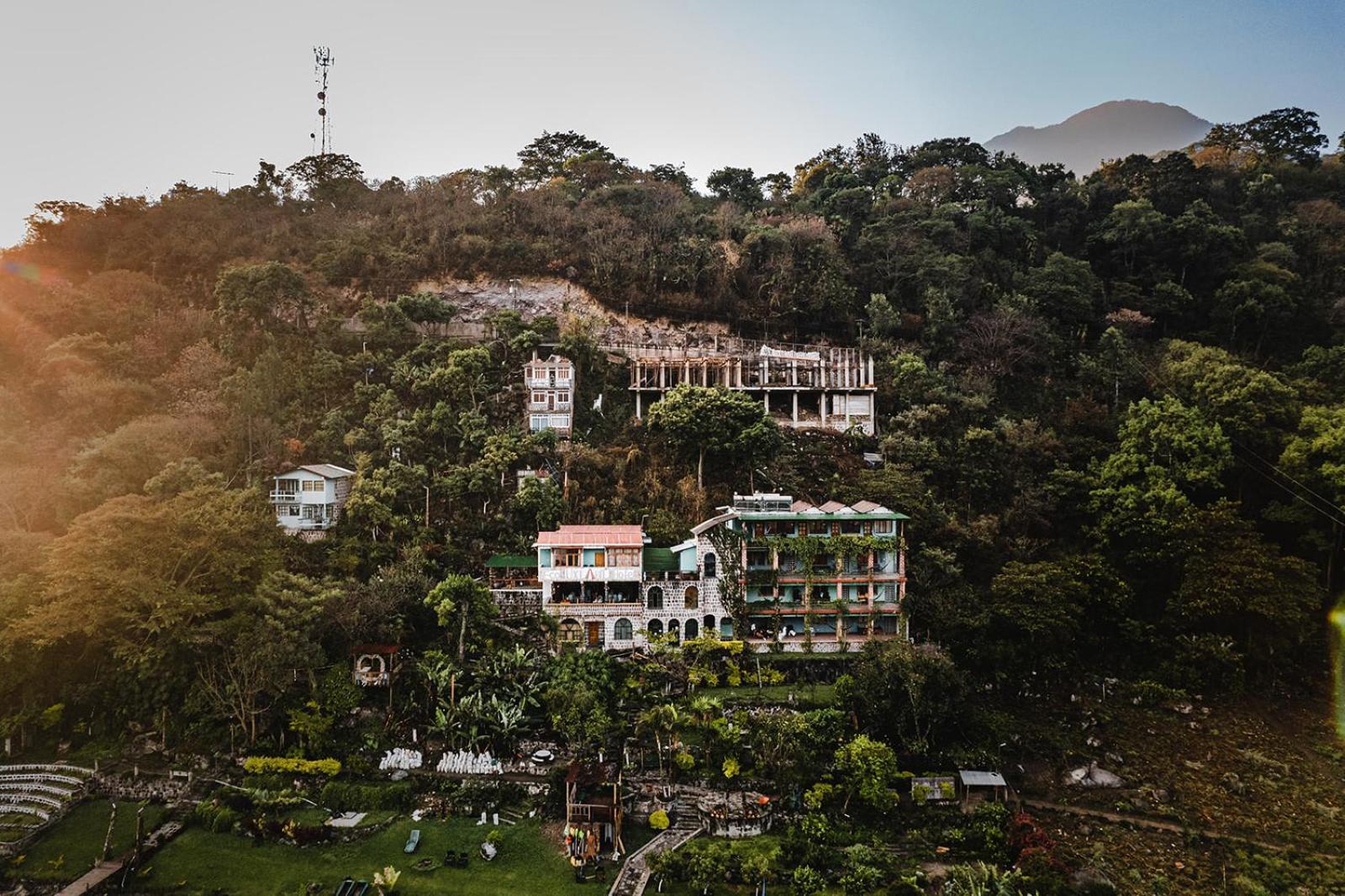 Eco Hotel Uxlabil Atitlan Сан-Хуан-Ла-Лагуна Екстер'єр фото