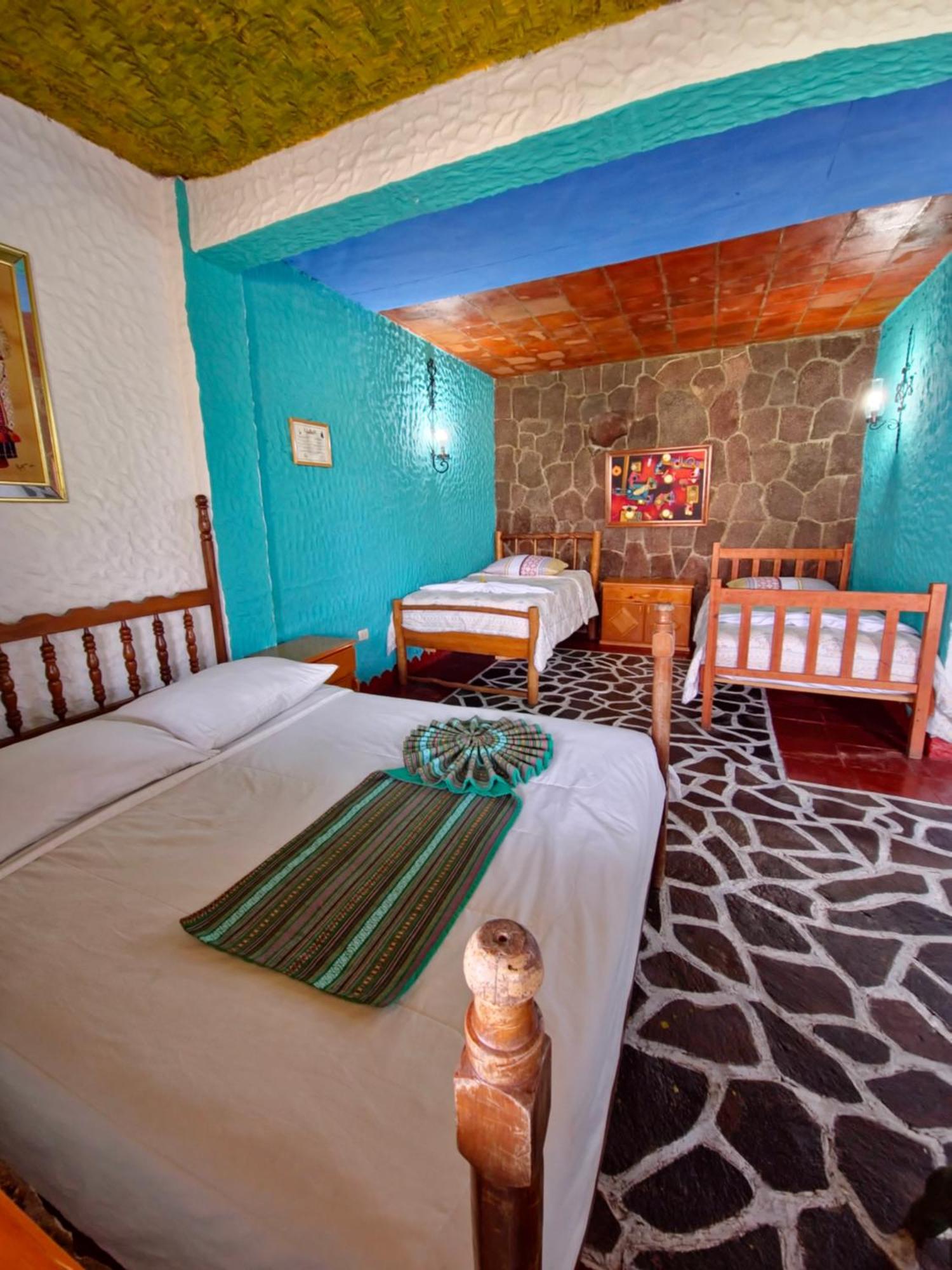 Eco Hotel Uxlabil Atitlan Сан-Хуан-Ла-Лагуна Екстер'єр фото