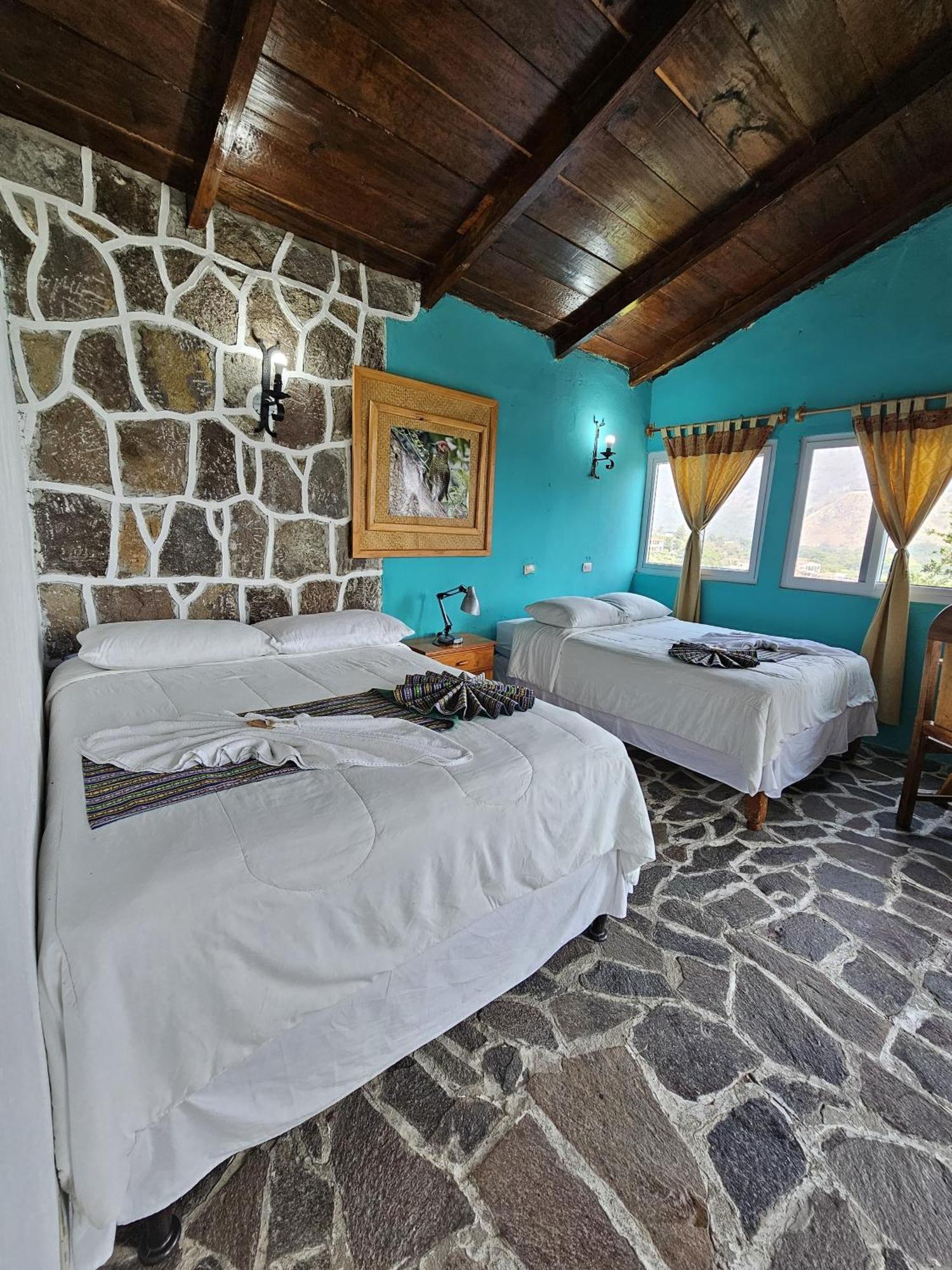 Eco Hotel Uxlabil Atitlan Сан-Хуан-Ла-Лагуна Екстер'єр фото
