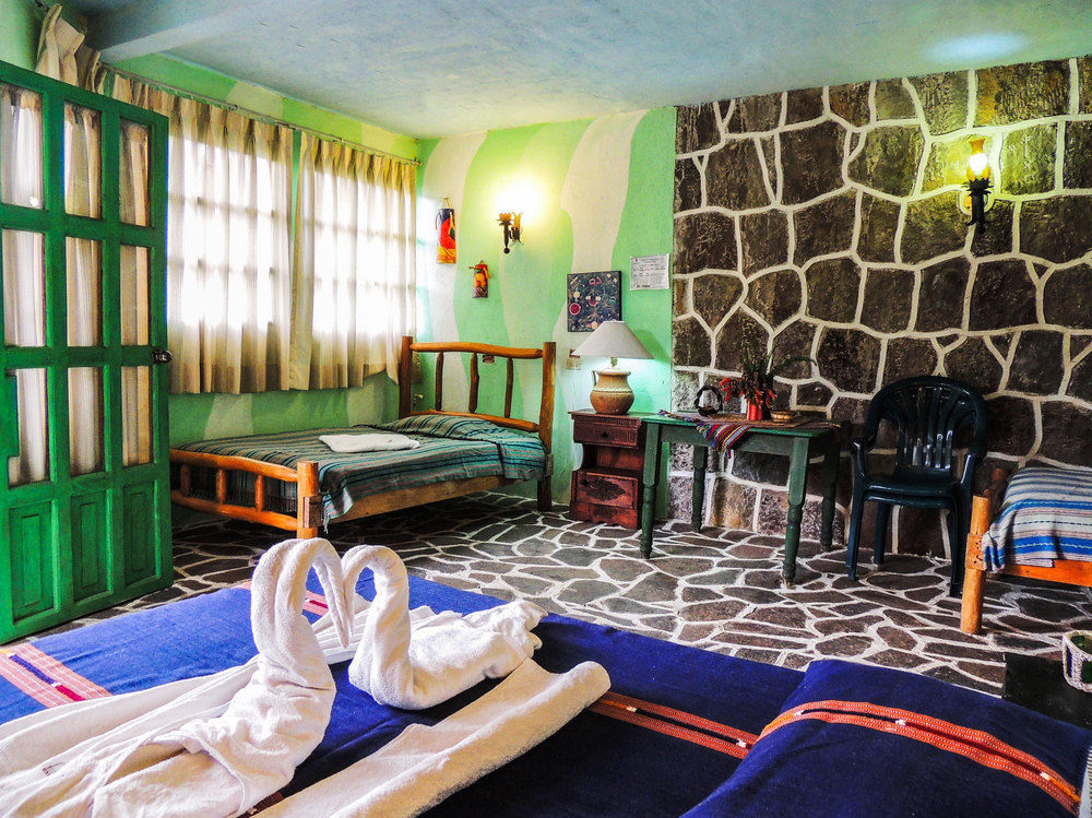 Eco Hotel Uxlabil Atitlan Сан-Хуан-Ла-Лагуна Екстер'єр фото