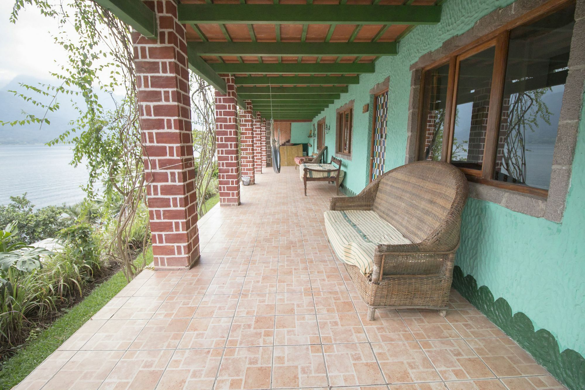 Eco Hotel Uxlabil Atitlan Сан-Хуан-Ла-Лагуна Екстер'єр фото